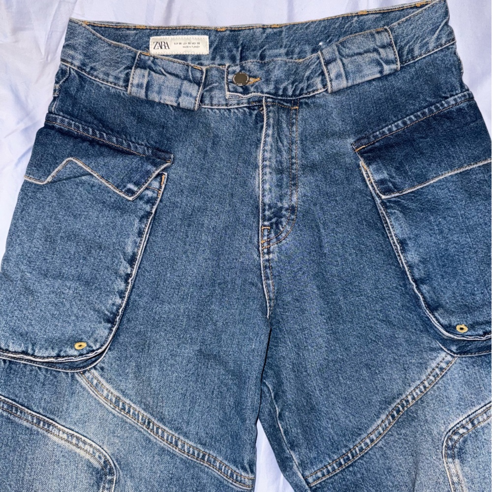 ZARA MEN’S BAGGY JEANS (RETRO STYLE), waist 30, length 34!! Worn once!